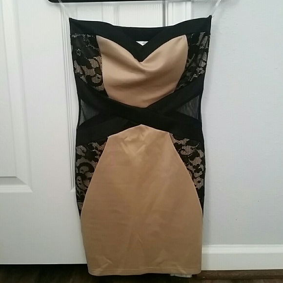 Dress - Picture 1 of 4